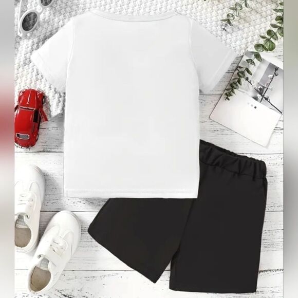 Retro Boys printed two-piece short set sz 4-5Y - Picture 2 of 6